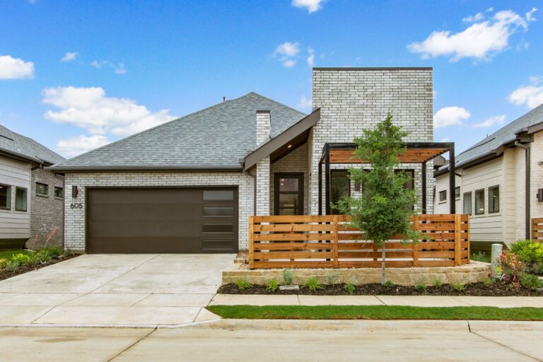 605 Sherwood Drive