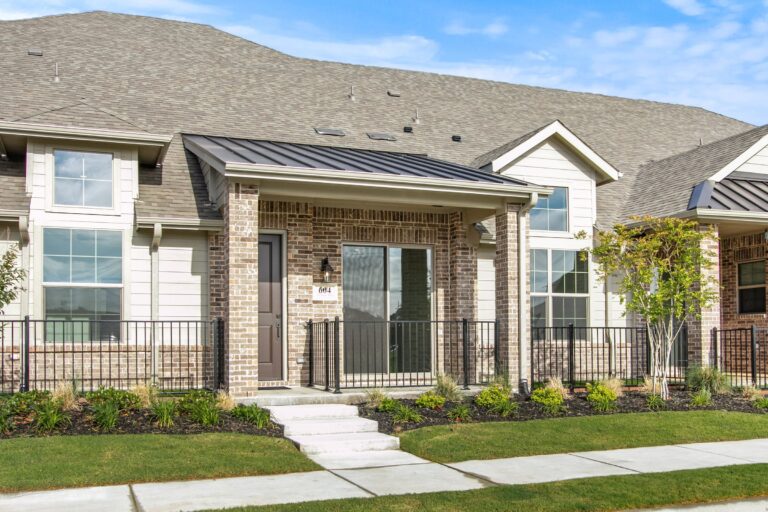 604 Tall Grass Trail