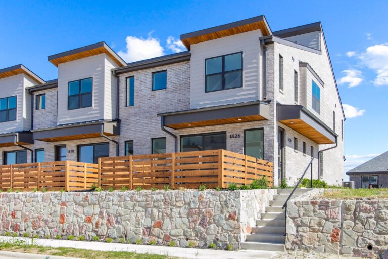 1426 Azalea Drive