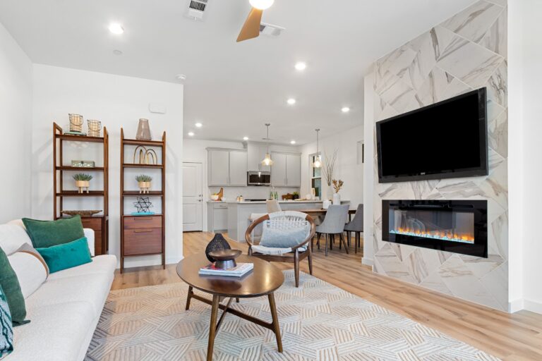 1427 Azalea Drive