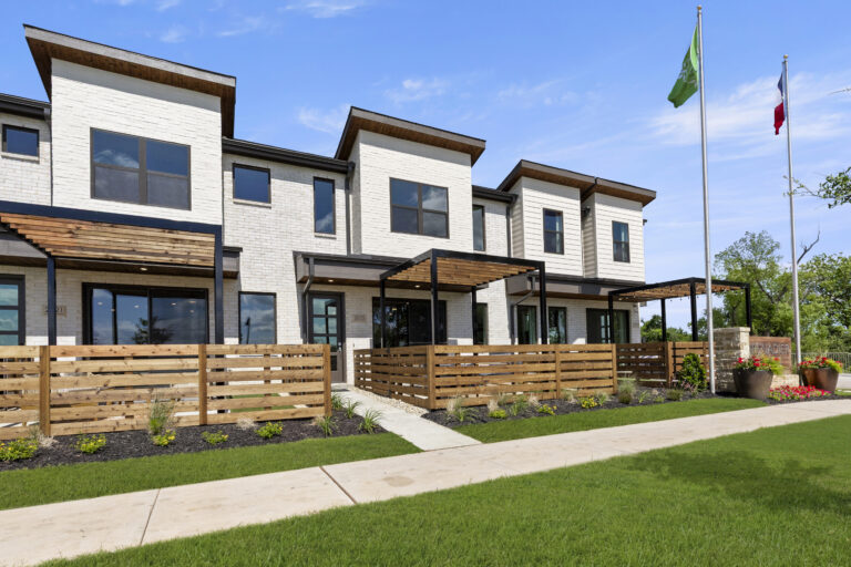 2025 Aldrich Mews